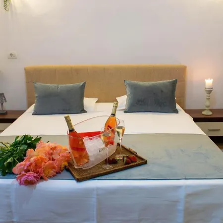 Le Premier ゲストハウス コンスタンツァ