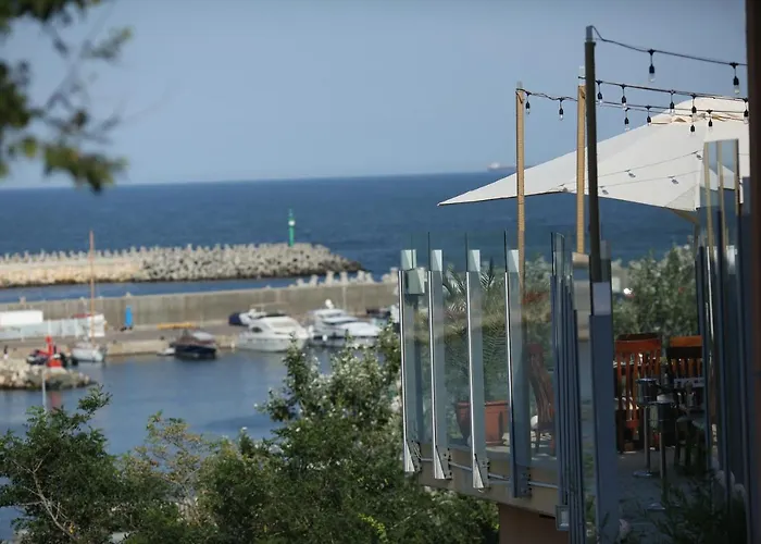 Le Premier 3* Konstanca